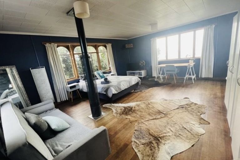 Photo of property in 124 North Shore Road, Eskdale, Napier, 4182