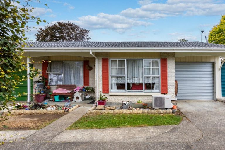 Photo of property in 15b Queen Street, Dannevirke, 4930