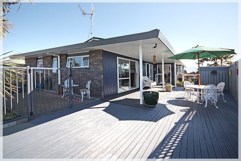 Photo of property in 6 Brown Street, Foxton, 4814