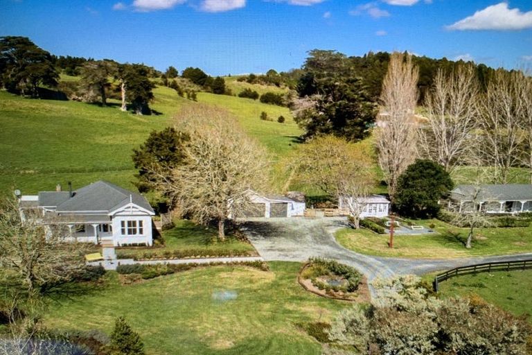 Photo of property in 63 Kaipara Flats Road, Warkworth, 0981