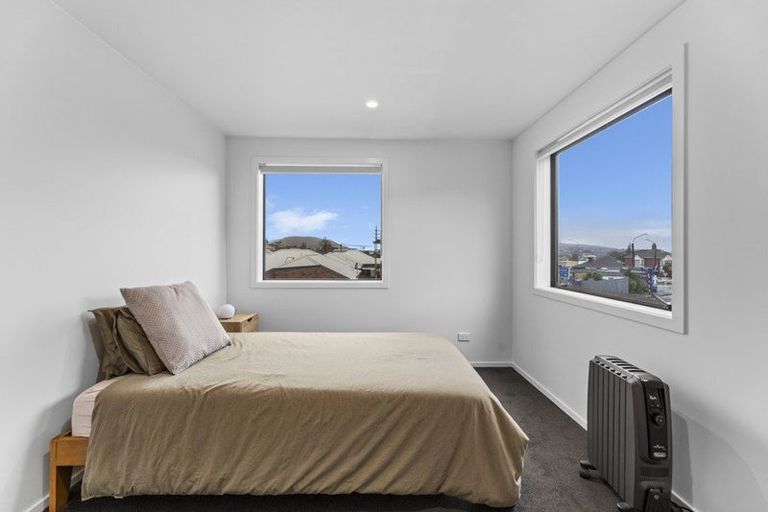 Photo of property in 2 Dallas Lane, Caversham, Dunedin, 9012