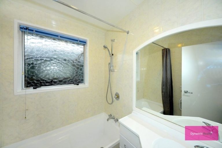 Photo of property in 120 Inwoods Close, Parklands, Christchurch, 8083