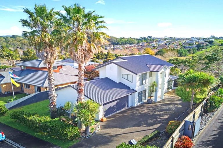Photo of property in 6 Chadlington Avenue, Henderson, Auckland, 0612