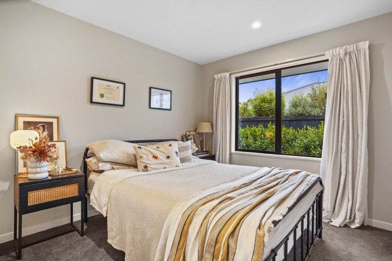 Photo of property in 4 Papawai Drive, Rangiora, 7400