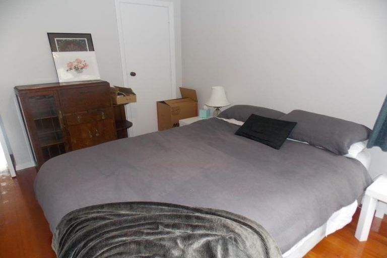 Photo of property in 18a Montgomery Avenue, Karori, Wellington, 6012