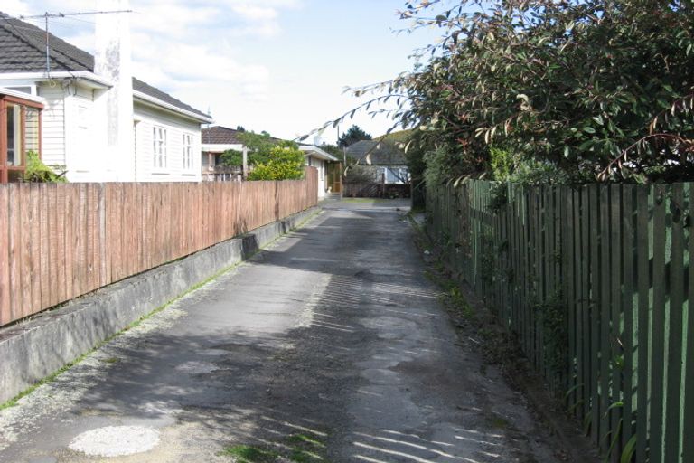 Photo of property in 3a Faulke Avenue, Wainuiomata, Lower Hutt, 5014