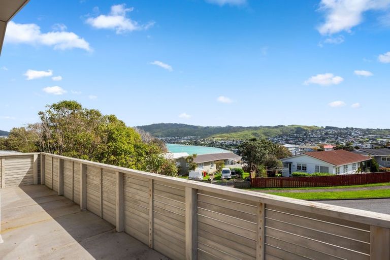 Photo of property in 23 Inlet View, Titahi Bay, Porirua, 5022