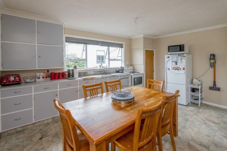 Photo of property in 14 Margaret Street, Levin, 5510