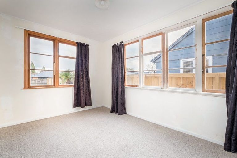 Photo of property in 26 Rowcliffe Crescent, Avonside, Christchurch, 8061