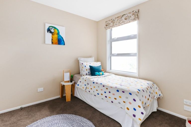 Photo of property in 32 Tatahi Cove, Papamoa Beach, Papamoa, 3118