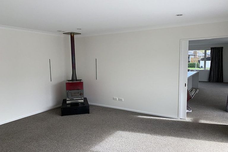 Photo of property in 44 Cairnbrae Drive, Prebbleton, 7604