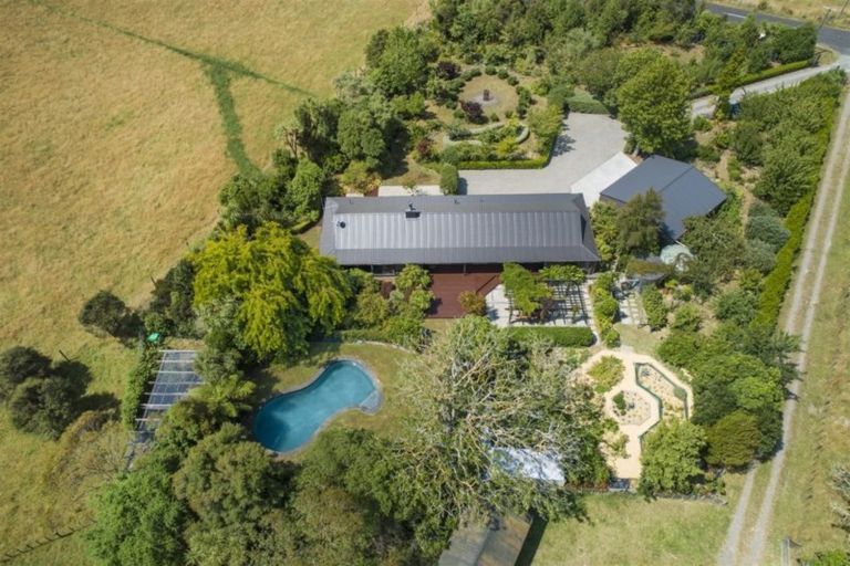 Photo of property in 1043 Pohangina Road, Pohangina, Ashhurst, 4884