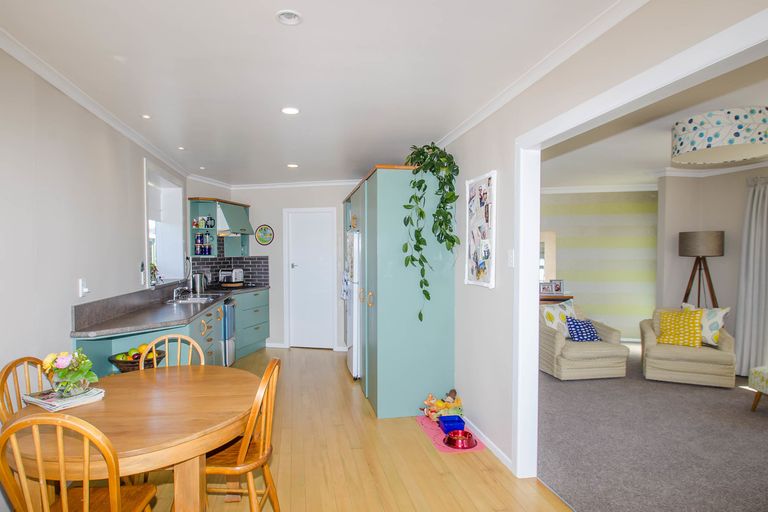 Photo of property in 17 Duff Place, Mosgiel, 9024