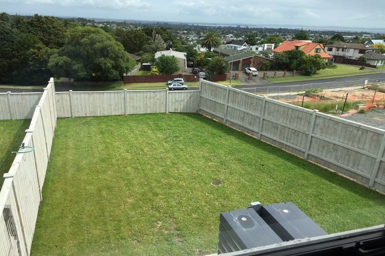 Photo of property in 92 Matairangi Avenue, Totara Heights, Auckland, 2105