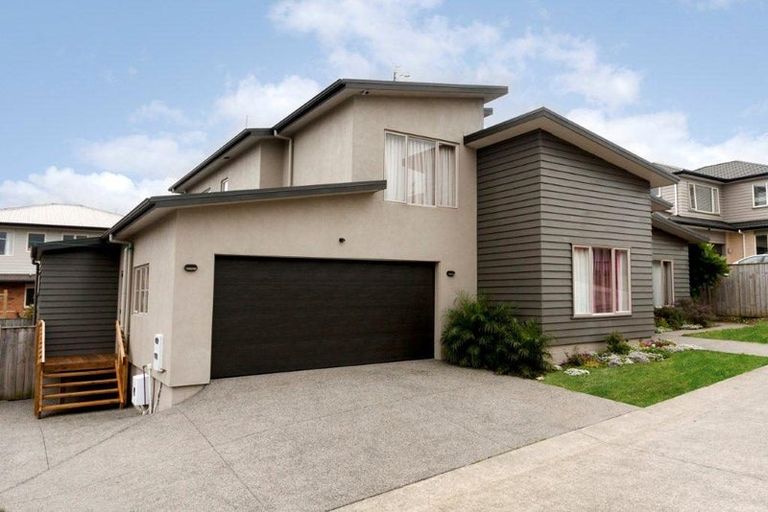 Photo of property in 29d Paparoa Road, Cockle Bay, Auckland, 2014