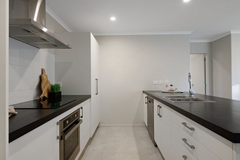 Photo of property in 30 Komata Crescent, Papamoa Beach, Papamoa, 3118