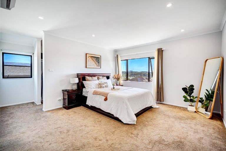 Photo of property in 31 Shibata Rise, Ranui, Auckland, 0612