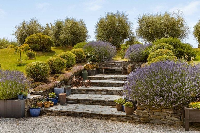 Photo of property in 57 Hall Road, Bannockburn, Cromwell, 9384