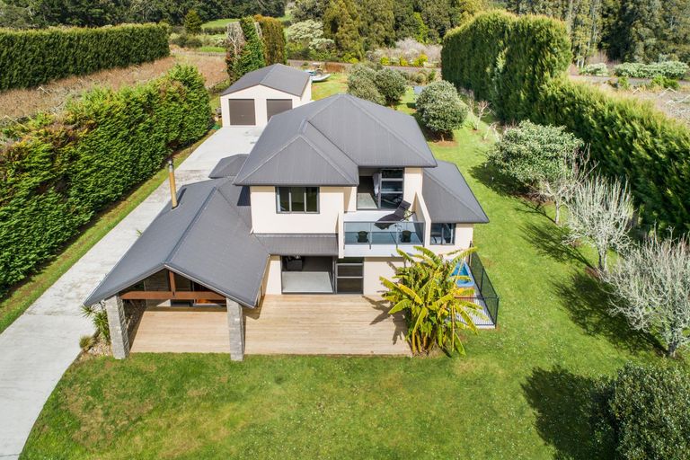 Photo of property in 72 Hunter Road, Patumahoe, Pukekohe, 2678