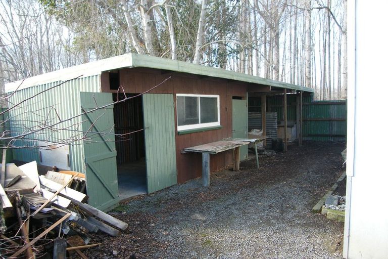 Photo of property in 100 Kainga Road, Kainga, Christchurch, 8083