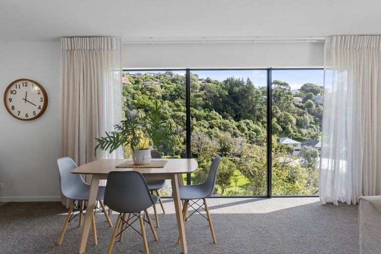 Photo of property in 32 Soleares Avenue, Mount Pleasant, Christchurch, 8081