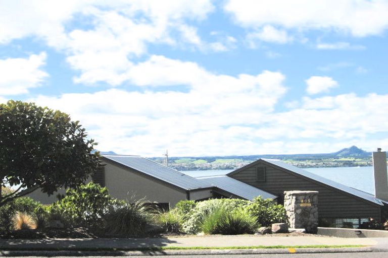 Photo of property in 805 Acacia Bay Road, Acacia Bay, Taupo, 3330
