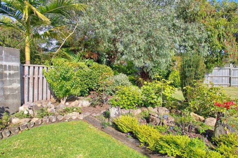 Photo of property in 2/13 Puriri Park Road, Maunu, Whangarei, 0110