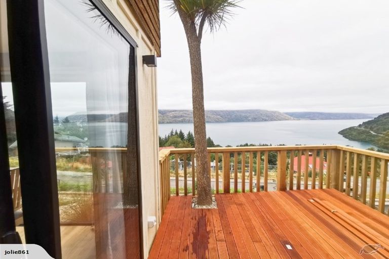 Photo of property in 13 Mckerrow Place, Sunshine Bay, Queenstown, 9300