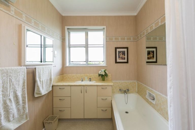 Photo of property in 703 Sylvan Road, Parkvale, Hastings, 4122