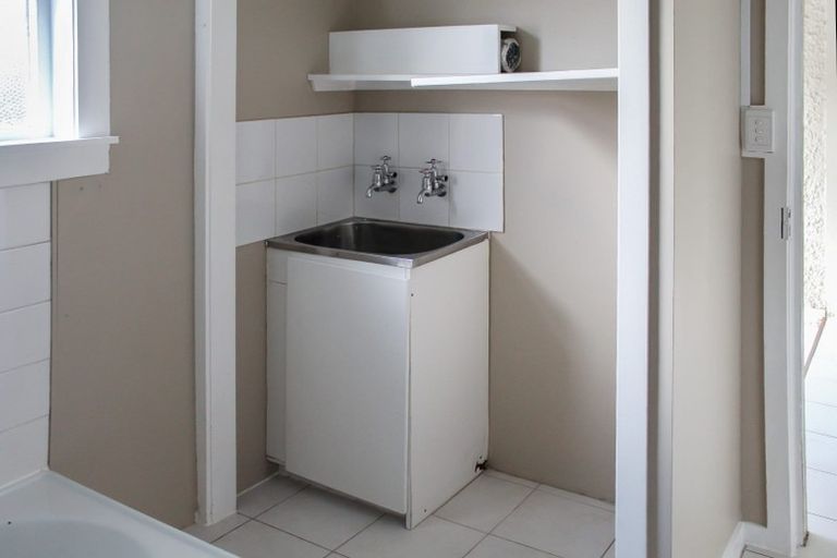 Photo of property in 58 Matipo Street, Takaro, Palmerston North, 4410