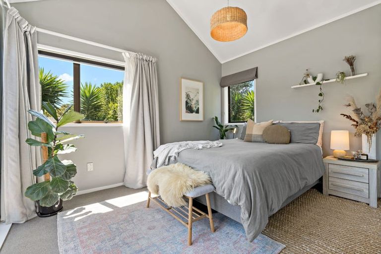 Photo of property in 2/29a Rangatira Road, Birkdale, Auckland, 0626