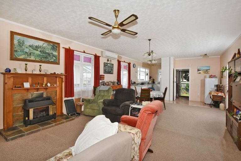 Photo of property in 27 Maunu Road, Avenues, Whangarei, 0110