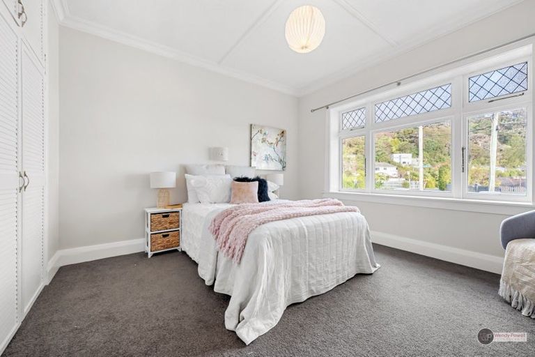 Photo of property in 35 Burnside Street, Waterloo, Lower Hutt, 5011