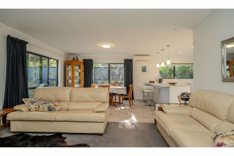 Photo of property in 2/62 Hone Heke Road, Kerikeri, 0230