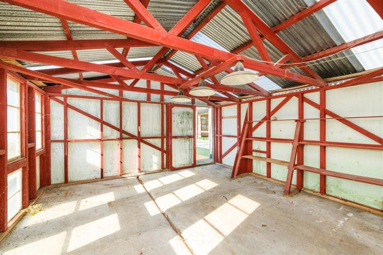 Photo of property in 27 Lower High Street, Marton, 4710