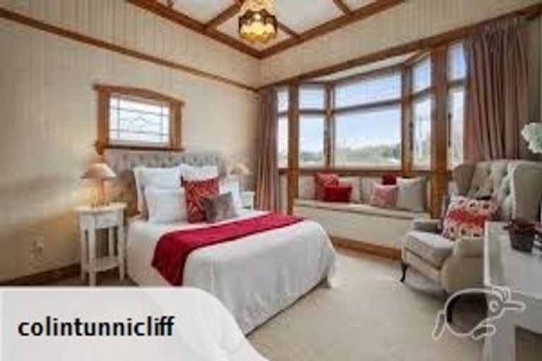 Photo of property in 15 Amaru Road, One Tree Hill, Auckland, 1061