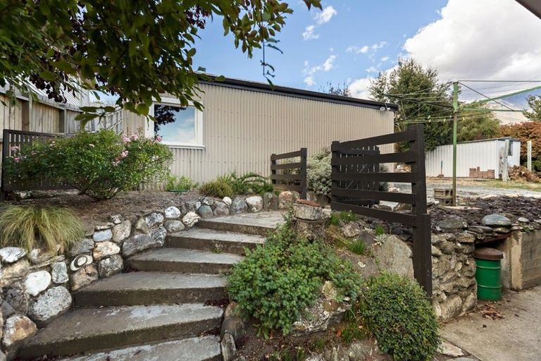 Photo of property in 18 Lake Avenue, Frankton, Queenstown, 9300