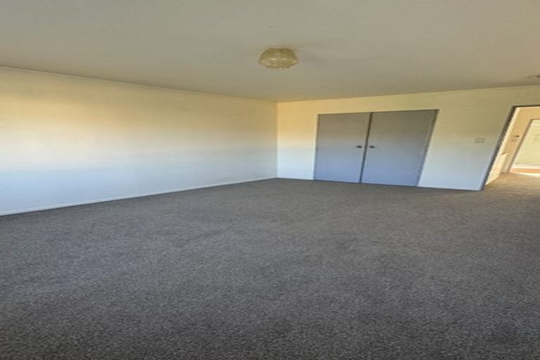 Photo of property in 1/39 Seabrook Avenue, New Lynn, Auckland, 0600