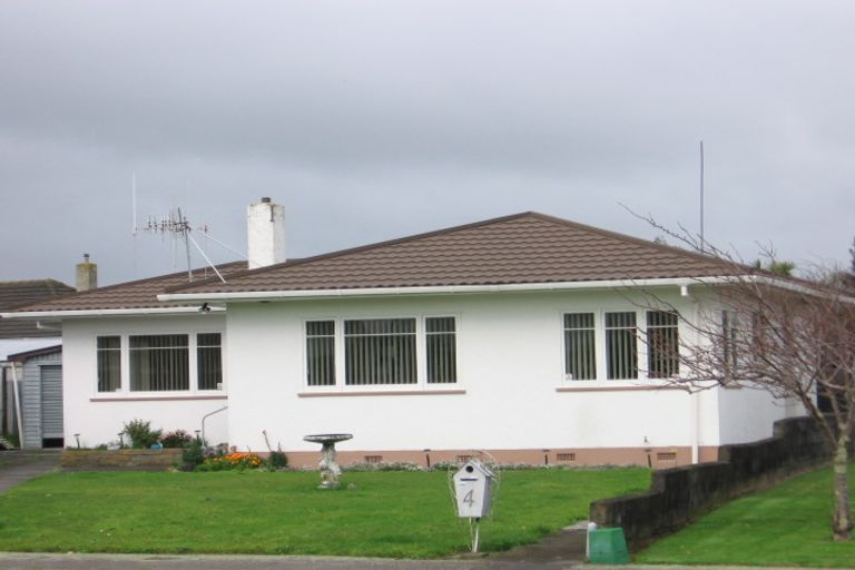 Photo of property in 4 Appleby Place, Awapuni, Palmerston North, 4412