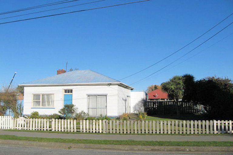 Photo of property in 17 Wilson Street, Islington, Christchurch, 8042