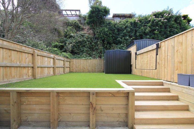 Photo of property in 35-37 Roy Street, Newtown, Wellington, 6021