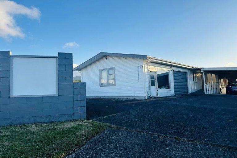 Photo of property in 11 Te Hutewai Road, Raglan, 3225