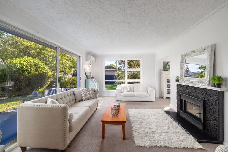 Photo of property in 32 Rossiter Avenue, Redwood, Christchurch, 8051