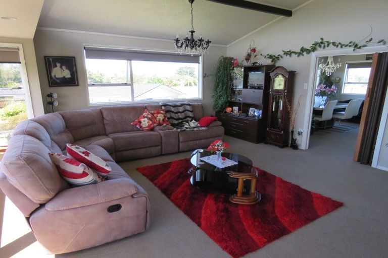 Photo of property in 17 Ngahue Crescent, Carters Beach, Westport, 7825