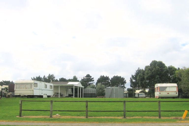 Photo of property in 654 Matarangi Drive, Matarangi, Whitianga, 3592