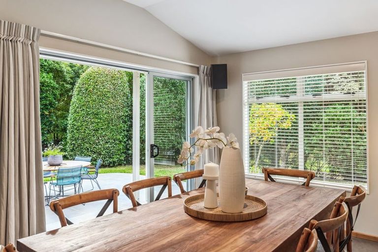 Photo of property in 3 Southleigh, Raumati South, Paraparaumu, 5032