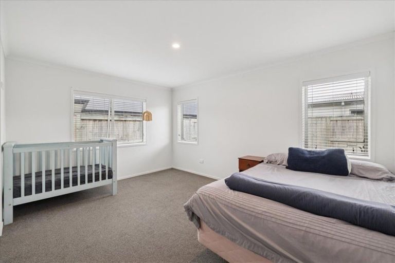 Photo of property in 44 Awataha Crescent, Pyes Pa, Tauranga, 3110