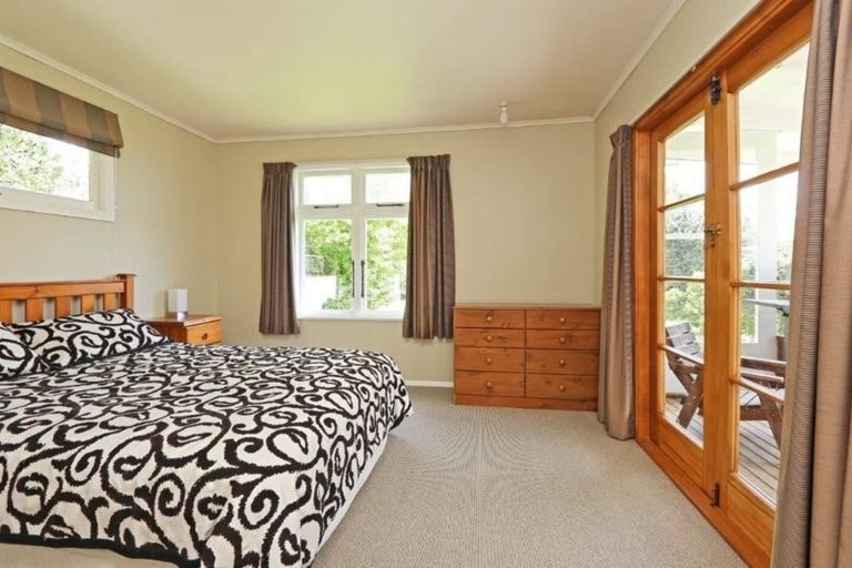 Photo of property in 5 Arataki Road, Havelock North, 4130