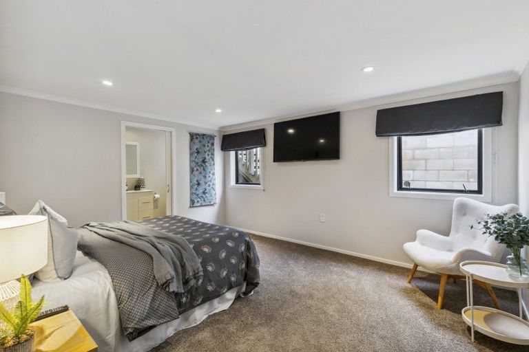 Photo of property in 71 Amapur Drive, Ngaio, Wellington, 6035