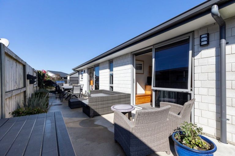 Photo of property in 53 Taioma Close, Papamoa, 3118